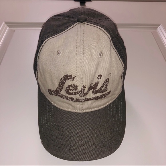 Levi’s Adjustable Hat - Picture 1 of 3